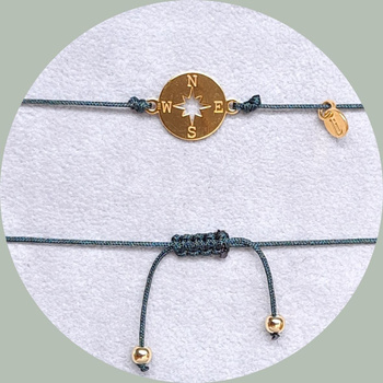 Bransoletka sznurkowa z różą wiatrów – srebro 925 pozłacane 24k | Butelkowa zieleń